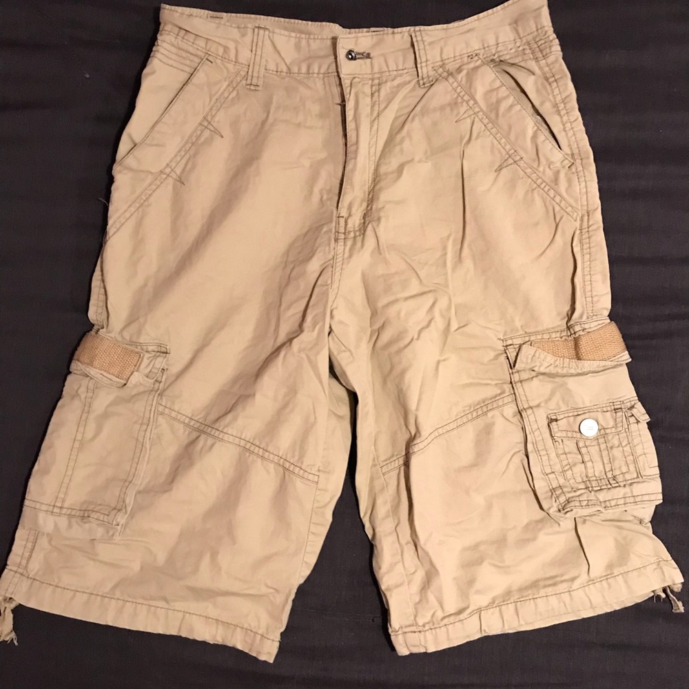 White cargo shorts